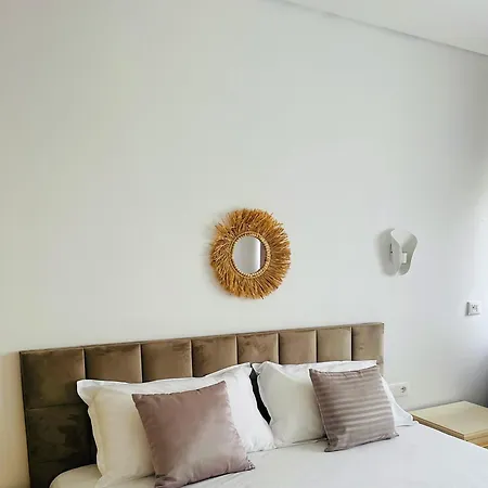 Madalin Seaside Apartamento *