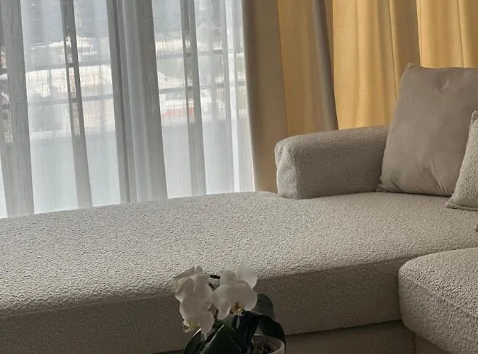 Madalin Seaside Appartamento Vlorë